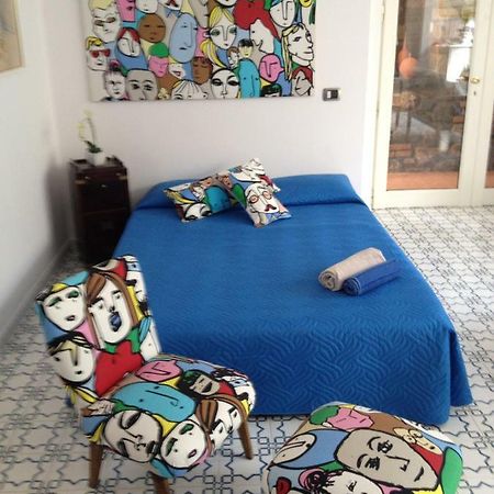 Domus Felix Bed and Breakfast Σορέντο Εξωτερικό φωτογραφία